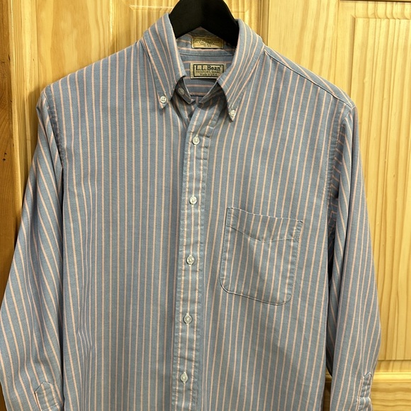 L.L. Bean Button Down Shirt Size 15-33 - Picture 3 of 6